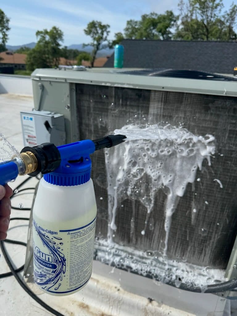 Gallery photos for Condenser Coil Cleaning: Image #2